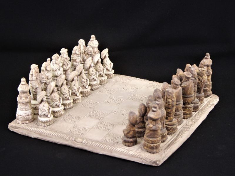 Mooi schaakspel - Aziatisch getint - steen